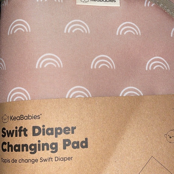 KeaBabies Portable Diaper Changing Pad Waterproof Foldable Travel Changing Mat - Picture 7 of 8